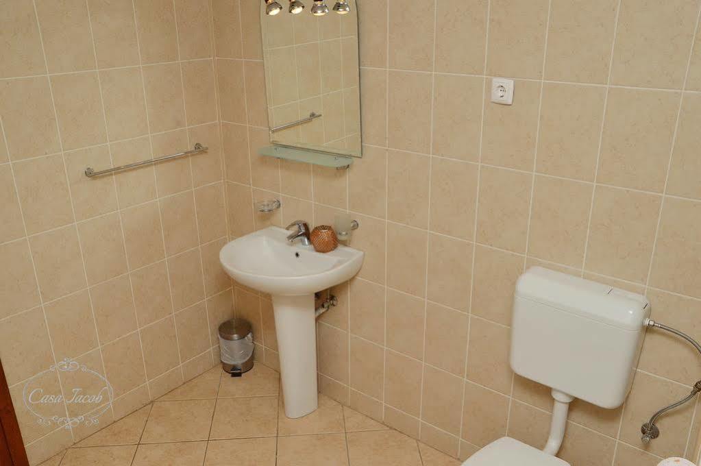 Casa Iacob Hotell Braşov Exteriör bild